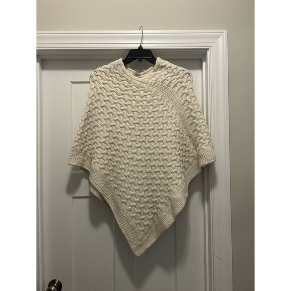 COCOGIO MADE IN ITALY IVORY CABLE KNIT PONCHO ONE SIZE Wool Blend Granola Preppy - Picture 1 of 3